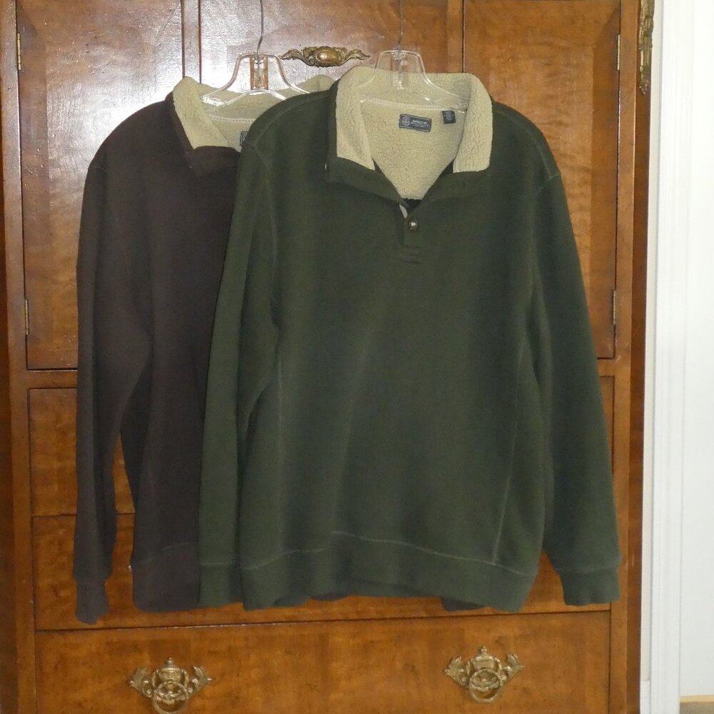 TWO - Arrow Men’s Pull Over Long Sleeve Collared Sweatshirts Size Large